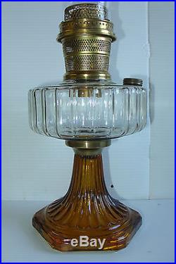 Nu-Type Model B Aladdin Kerosene Mantle Lamp Amber/Clear Corinthian B109