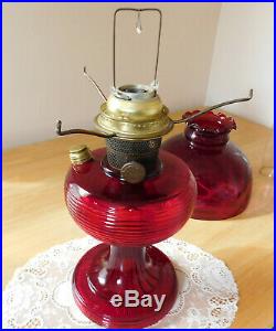 ORIGINAL ALADDIN RUBY RED GLASS BEEHIVE B-83 Table Lamp withORIGINAL RUBY SHADE