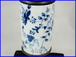 Oil Lamp Aesthetic style c 1880 frosted font ceramic blue white Queen Ann burner