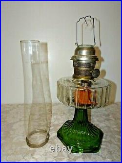 Original 1930's Aladdin Model B Burner CORINTHIAN Kerosene Oil Lamp & Chimney
