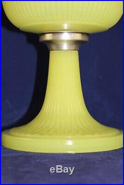 Original 1938 Aladdin Vertique B88 Yellow Moonstone Oil Table Lamp Nickel Burner