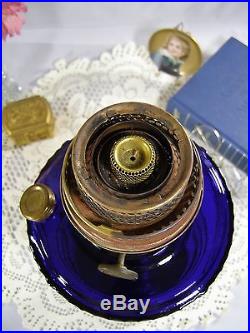Original Aladdin Cobalt Blue Tall Lincoln Drape Oil Lamp B-76 ca. 1940-1949 Rare