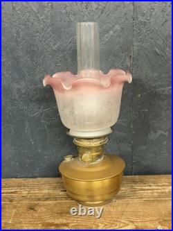 Original Aladdin Oil Lamp With Chimney And Glass Shade