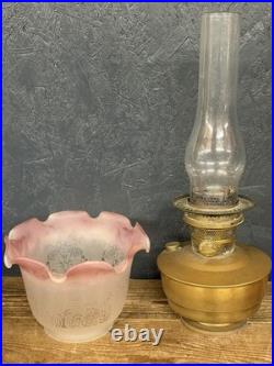 Original Aladdin Oil Lamp With Chimney And Glass Shade