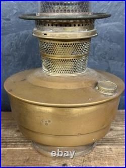 Original Aladdin Oil Lamp With Chimney And Glass Shade