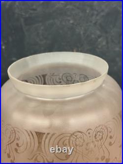 Original Aladdin Oil Lamp With Chimney And Glass Shade