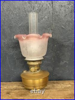 Original Aladdin Oil Lamp With Chimney And Glass Shade