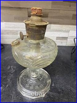 Original Antique Aladdin Washington Drape Clear Glass Kerosene Oil Lamp
