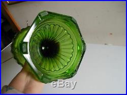 Original Green Aladdin Corinthian B 102 Kerosene Oil Lamp With Burner