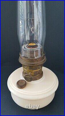 Original Mantle Lamp Co. NU -TYPE Model B Aladdin Lamp with Chimney