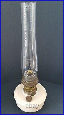 Original Mantle Lamp Co. NU -TYPE Model B Aladdin Lamp with Chimney