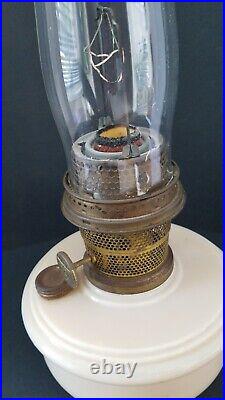 Original Mantle Lamp Co. NU -TYPE Model B Aladdin Lamp with Chimney