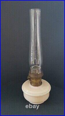 Original Mantle Lamp Co. NU -TYPE Model B Aladdin Lamp with Chimney