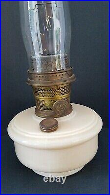 Original Mantle Lamp Co. NU -TYPE Model B Aladdin Lamp with Chimney