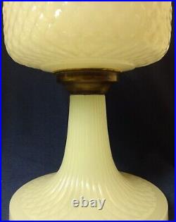 Quilt White Kerosene Lamp Aladdin Mantle Lamp Company