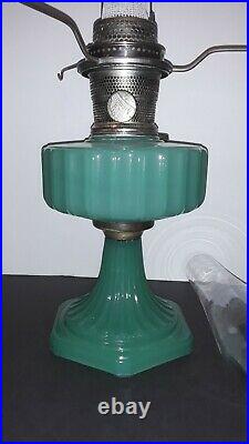 RARE Aladdin 1936 Jade Green Moonstone Corinthian Lamp & Whip-o-lite Shade A1