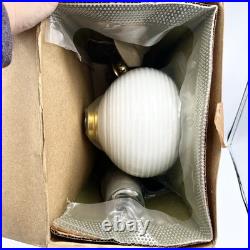 RARE Aladdin Beehive White Ceramic Oil Lamp FW2000M Handle Base New in Box