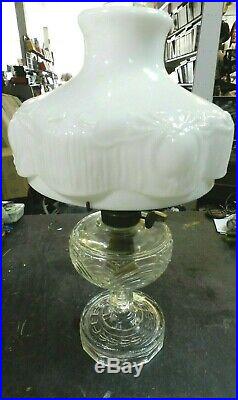 RARE VINTAGE 20'' Tall Aladdin Lincoln Drape Kerosene Lamp with White Shade
