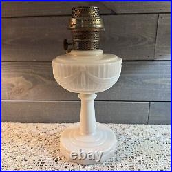 Rare 1939 B Aladdin Alacite Uranium Glass Lincoln Drape Oil Lamp