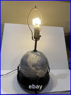 Rare 1951 Aladdin Alacite World Globe Glass G348 Electric Lamp Vintage 21 Tall