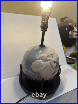 Rare 1951 Aladdin Alacite World Globe Glass G348 Electric Lamp Vintage 21 Tall