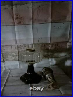 Rare! Aladdin Corinthian Clear Over Black Kerosene Lamp. N Chips Or Cracks