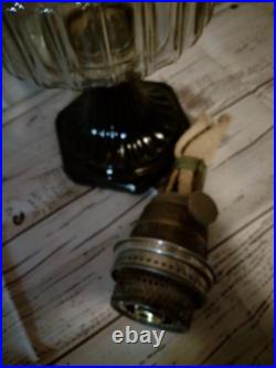 Rare! Aladdin Corinthian Clear Over Black Kerosene Lamp. N Chips Or Cracks