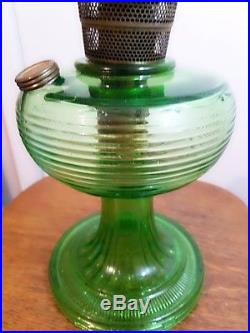 Rare Green ALADDIN Oil Lamp BEEHIVE Pattern Made 1935 to 1937 MODAL B