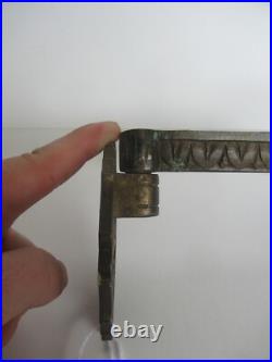 Rare Original Antique Aladdin No. 8 Cast Iron Oil Lamp Wall Bracket