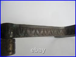 Rare Original Antique Aladdin No. 8 Cast Iron Oil Lamp Wall Bracket