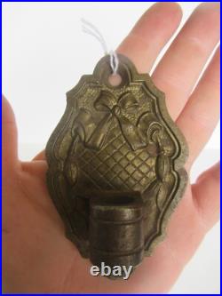 Rare Original Antique Aladdin No. 8 Cast Iron Oil Lamp Wall Bracket