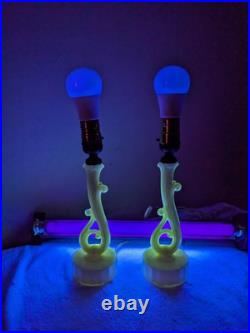 Rare Pair Antique Art Deco Aladdin Alacite Table Lamps Uranium Glass