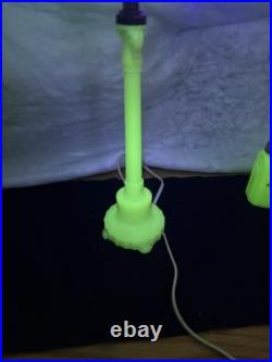 Set Of Vintage Aladdin Electric Alacite Art Deco Boudoir Lamps Uranium