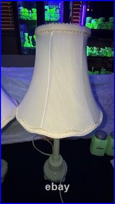 Set Of Vintage Aladdin Electric Alacite Art Deco Boudoir Lamps Uranium