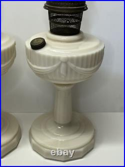 Set of 2 Aladdin Alacite Lincoln Drape Marbled White Cream Oil Lamps with Chimneys