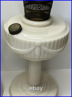 Set of 2 Aladdin Alacite Lincoln Drape Marbled White Cream Oil Lamps with Chimneys
