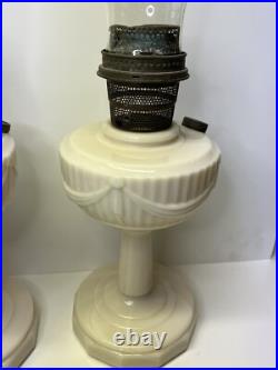 Set of 2 Aladdin Alacite Lincoln Drape Marbled White Cream Oil Lamps with Chimneys