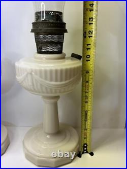 Set of 2 Aladdin Alacite Lincoln Drape Marbled White Cream Oil Lamps with Chimneys