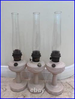 Set of 3 Aladdin Alacite Lincoln Drape Marbled White Cream Oil Lamps withChimneys