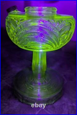 Uranium Glass Green Aladdin Oil Lamp Washington Drape Model B-54 Vintage