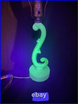 Uranium Glass Old Formula Alacite Boudoir Lamp By Aladdin UV Reactive 1939