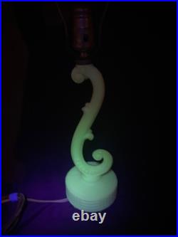 Uranium Glass Old Formula Alacite Boudoir Lamp By Aladdin UV Reactive 1939