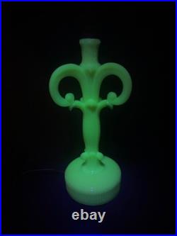 Uranium Glass Old Formula Alacite Boudoir Lamp By Aladdin UV Reactive 1939