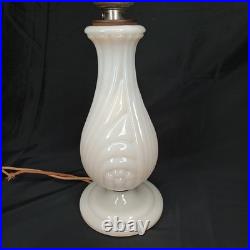 Uranium Glass Old Formula Alacite Boudoir Lamp By Aladdin UV Reactive 1939