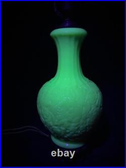 Uranium Glass Old Formula Alacite Embossed Lamp By Aladdin UV Reactive 1939