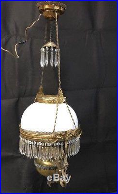 VICTORIAN BRASS HANGING OIL LAMP Milk GLASS SHADE Filigree Aladdin (AA2)