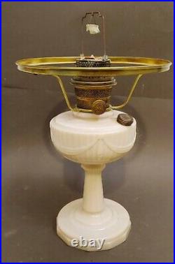 VINTAGE 1930'S Aladdin Lincoln Drape Oil Kerosene Lamp with Shade