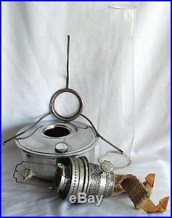 VINTAGE ALADDIN ALUMINUM OIL KEROSENE TABLE LAMP #23 ENGLAND ORIGINAL CHIMNEY NR