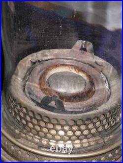 VINTAGE ALADDIN AMBER GLASS WASHINGTON DRAPE PATTERN MODEL B OIL LAMP w CHIMNEY