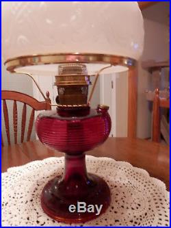VINTAGE ALADDIN B-83 RUBY RED BEEHIVE OIL LAMP With Nu-type Model B BURNER & SHADE